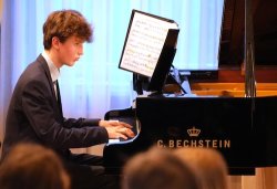 ee8e3dac_1064_4aa9_ba97_0d7636ef9006